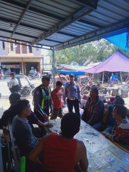 Lewat Sambang dan Tatap Muka Bhabinkamtibmas Ajak Warga Wujudkan Kamtibmas Kondusif