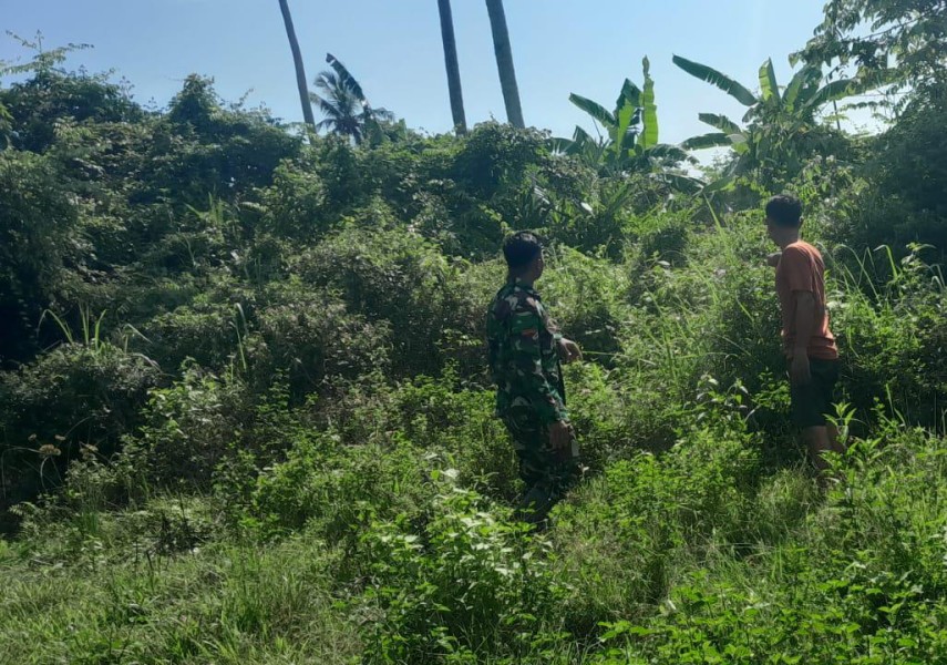 Babinsa Pulau Merbau Ingatkan Warga Tak Buka Lahan dengan Api