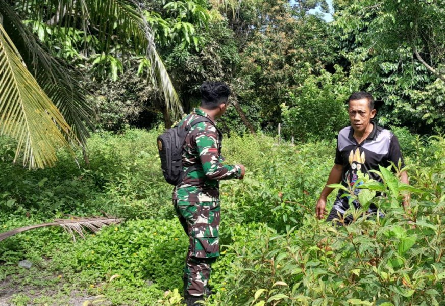Perkuat Pencegahan Karhutla, Babinsa Koramil 06/Merbau Libatkan Masyarakat dalam Patroli Terpadu di Kepulauan Meranti