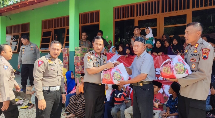 Bansos Serdik Sepimma Polri Angkatan Ke 68 Di Kabupaten Blora Jawa Tengah