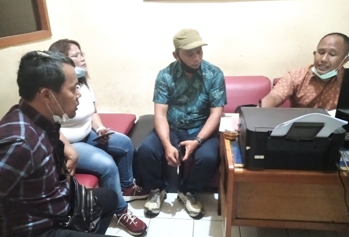 ALIANSI PERS TOLAK PERGUB RIAU RESMI SAMPAIKAN PEMBERITAHUAN AKSI DEMONSTRASI KE POLRESTA PEKANBARU