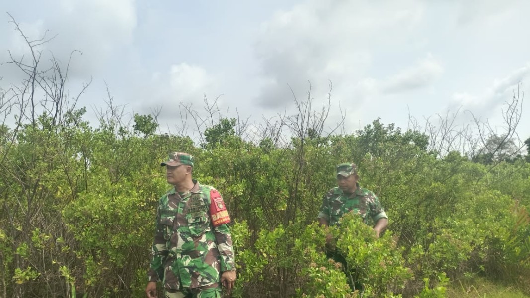 Cegah Karhutla, Babinsa Intensifkan Sosialisasi Larangan Membakar Lahan di Merbau