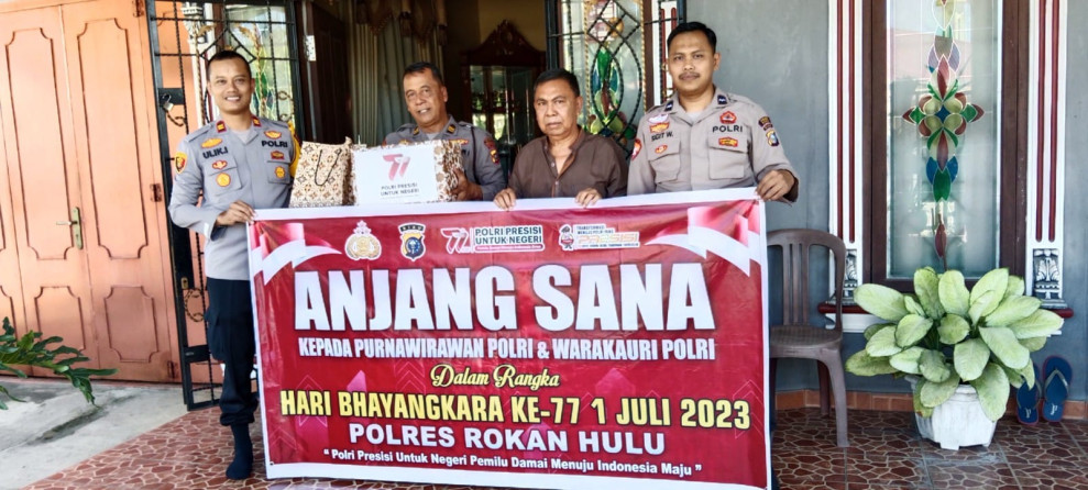 Sambut HUT Bhayangkara ke 77, Personil Polsek Tandun Anjangsana Terhadap Purnawirawan Polri