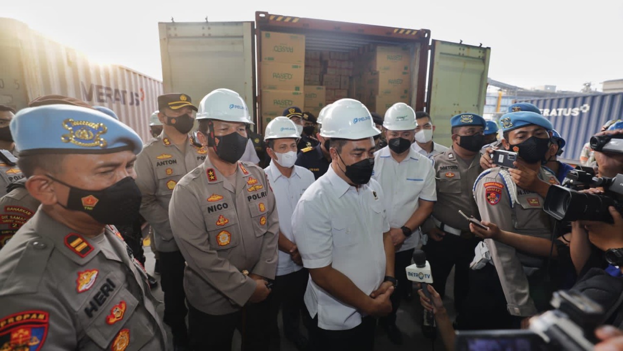 Polda Jatim Sita 122 Ton Minyak Goreng Kemasan