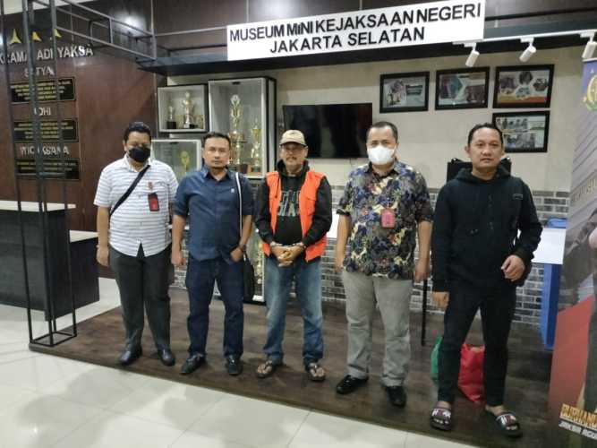 DPO Kasus Korupsi PD BPR BKK Pati Berhasil Diamankan Tim Tabur Kejaksaan 