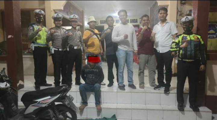 Kapolsek Tandun Berhasil Ringkus Pelaku Curanmor Saat Lakukan Razia di Depan Mapolsek Tandun