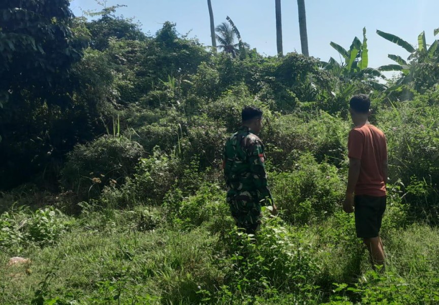 Patroli Babinsa Koramil 06/Merbau Bangkitkan Kesadaran Warga Soal Karhutla