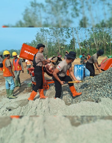 Bersama Warga Bangkit Pascabencana, Brimob Sumut Kerahkan Operasi Aman Nusa II