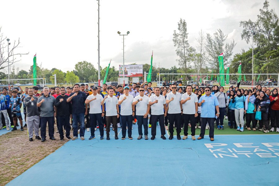 Kilang Pertamina Unit Dumai Dorong Sportivitas dan Kebersamaan Lewat Turnamen Voli