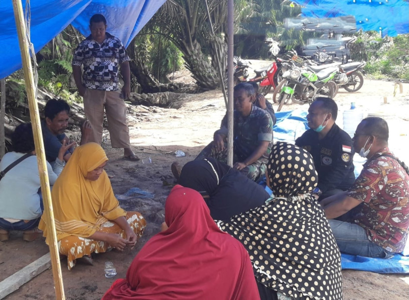 Pelda Andre Berikan Pemahaman Kepada Masyarakat di Giat Komsosnya