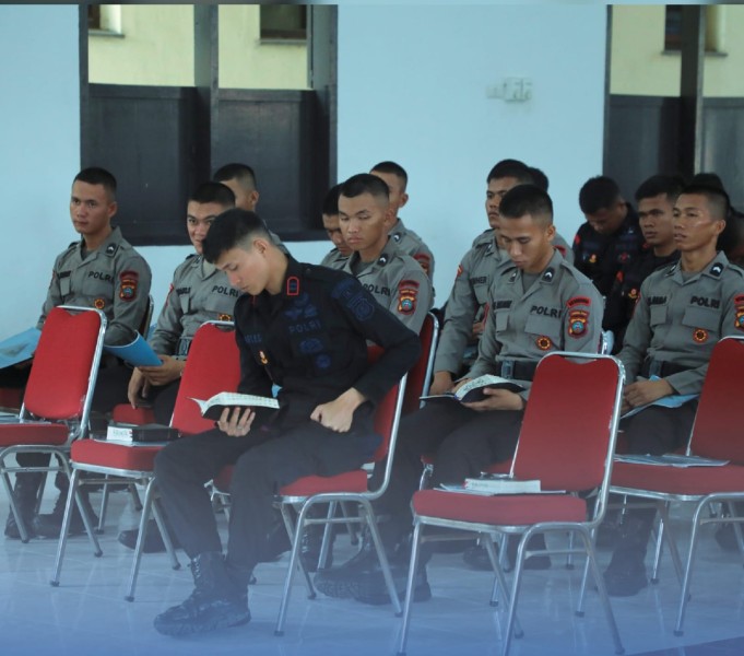 Bangun Karakter dan Keteguhan Moral, Brimob Sumut Gelar Pembinaan Rohani untuk Personel