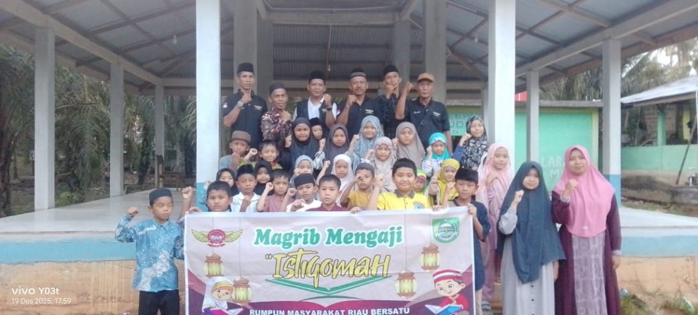 RMRB Rohul Kunjungi TPQ Darul Muklisin Tandun Giat Mahgrib Mengaji