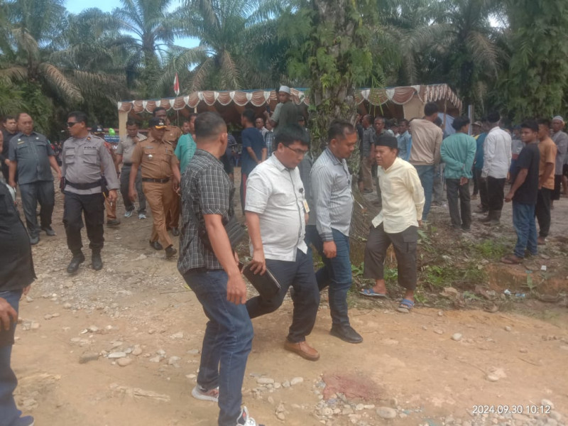 Masyarakat Desa Simangambat Julu Melakukan Aksi Protes Keras Terhadap PT Wonorejo