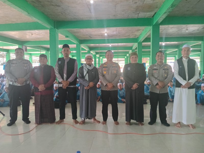 Police Go To School di Pondok Pesantren, Edukasi Santri, Hukum dan Pembentukan Karakter Generasi Muda